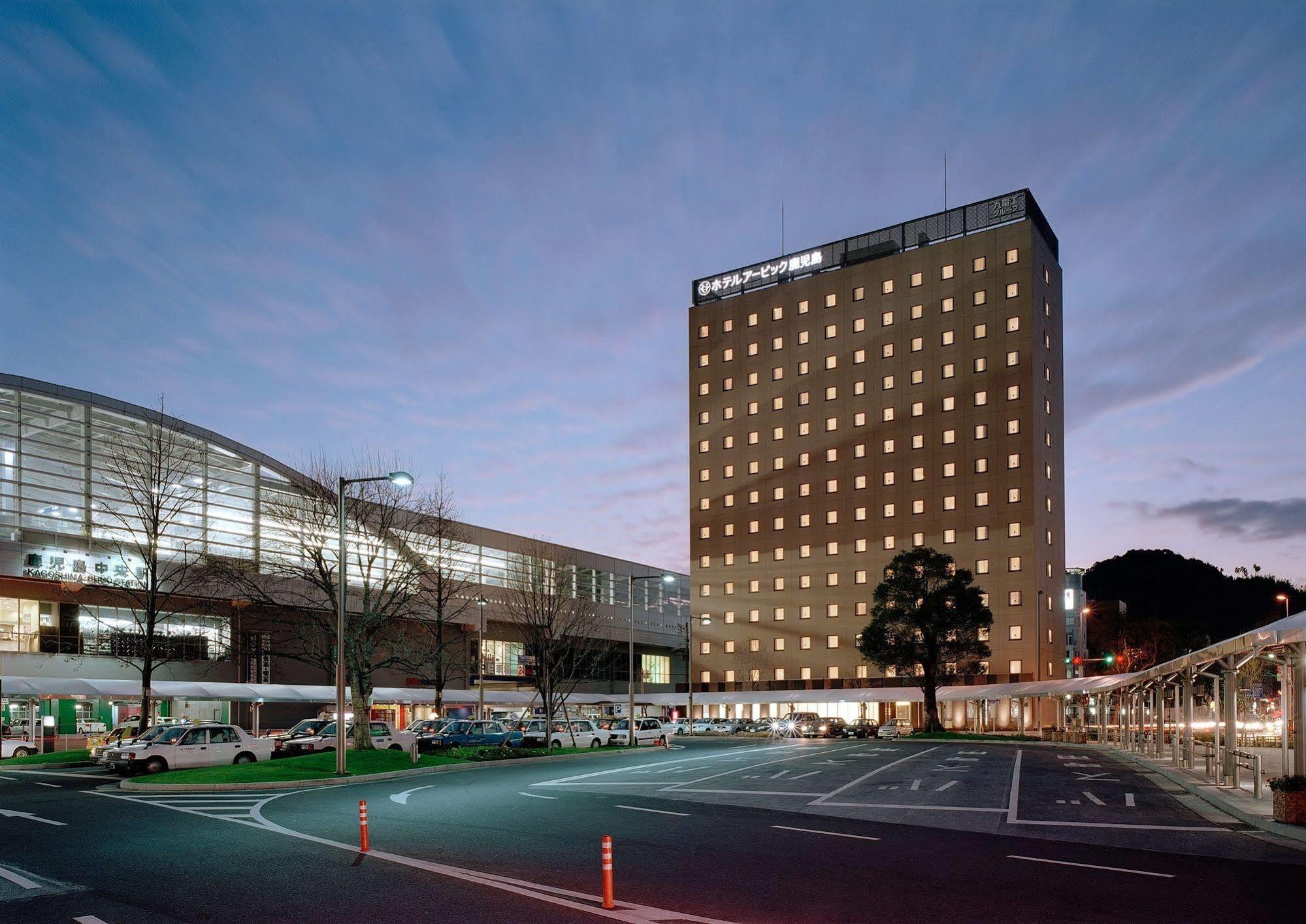 Hotel Urbic Kagoshima Bagian luar foto